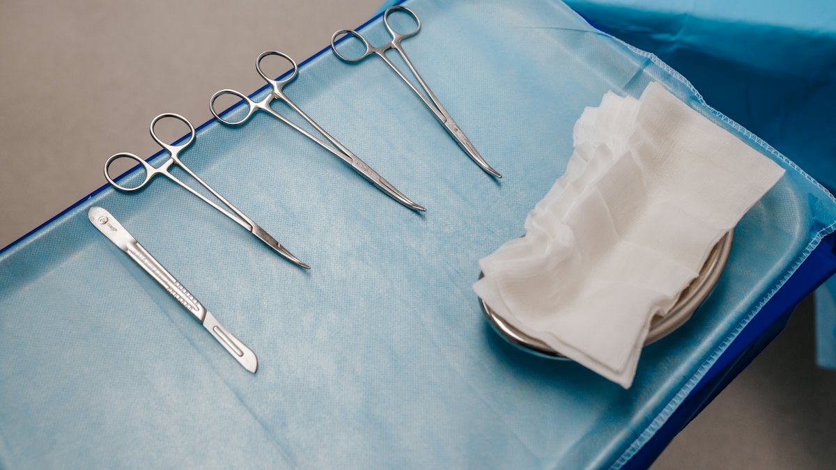 Sterile surgical instruments on a tray